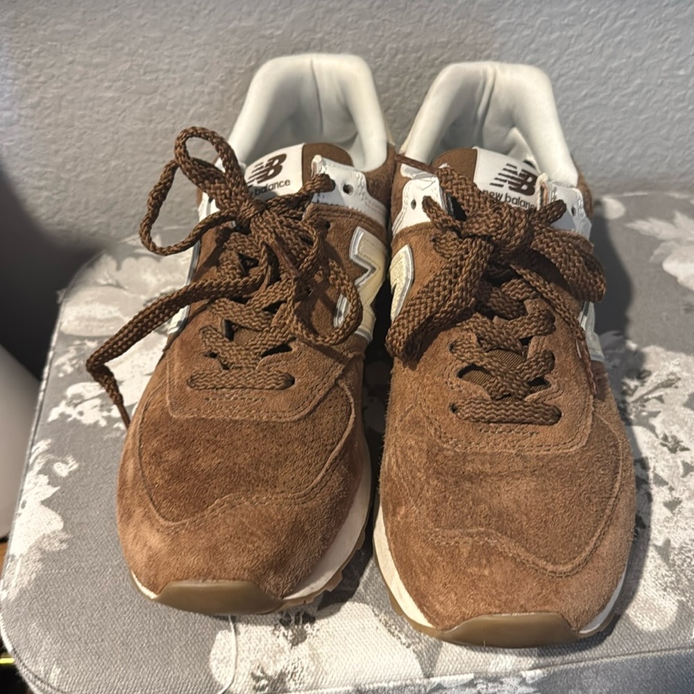 New Balance 574 Sneakers, rare color Brown/cream